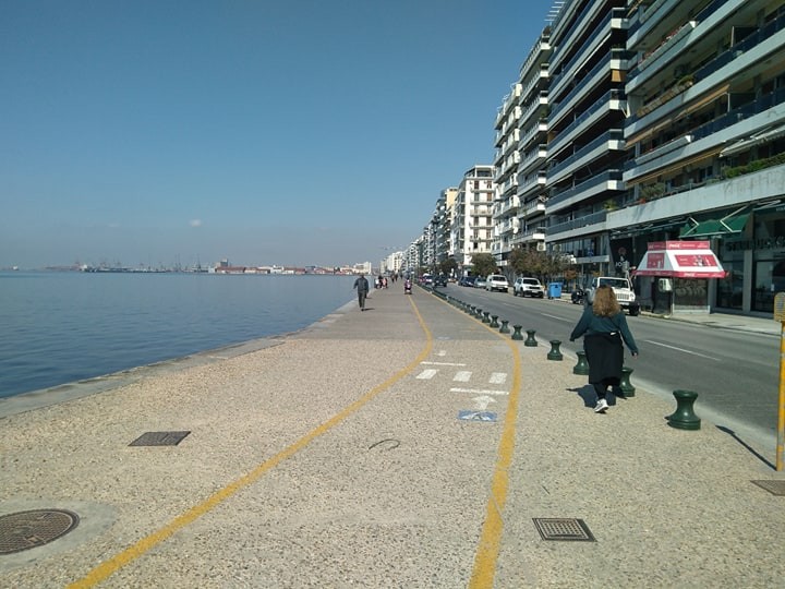 thessaloniki-paralia-2.jpg