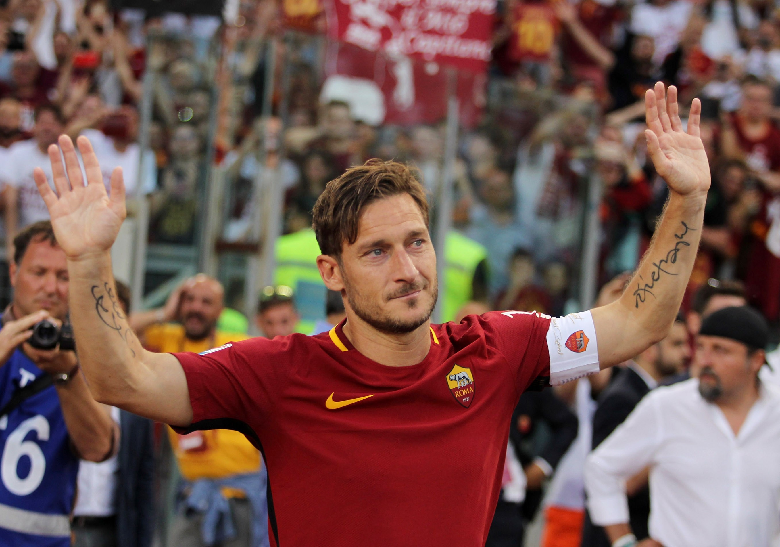 20200421-the18-image-francesco-totti-gettyimages-689445294.jpg