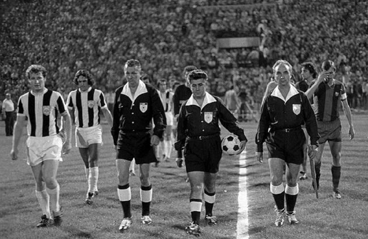 paok-barcelona-1975.jpg