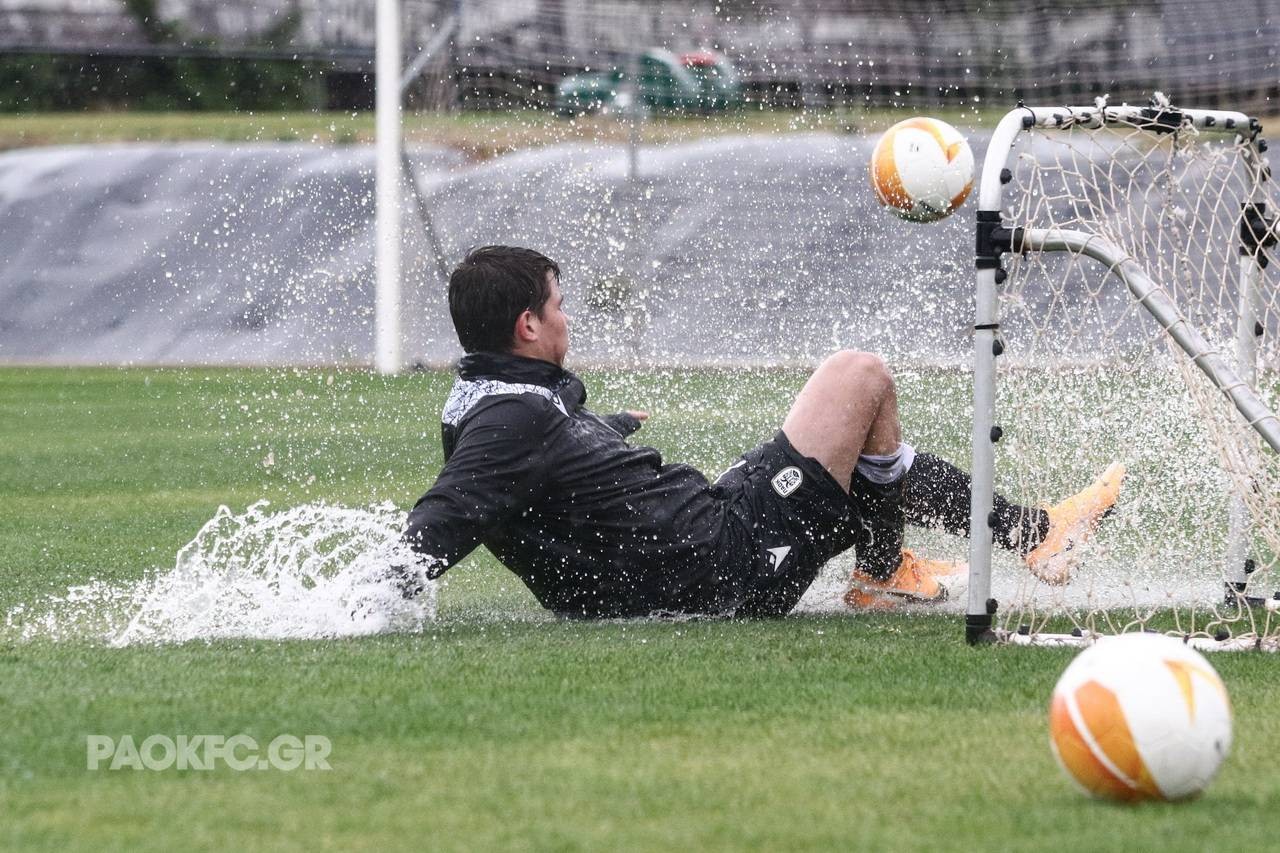 paok-mesimvria-rain-4.jpg
