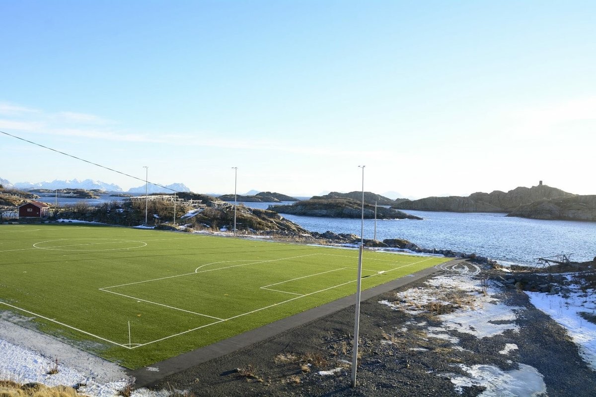 henningsvaer-stadion-7.jpg