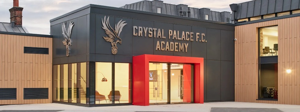 cristal-palas-academy-1.jpg