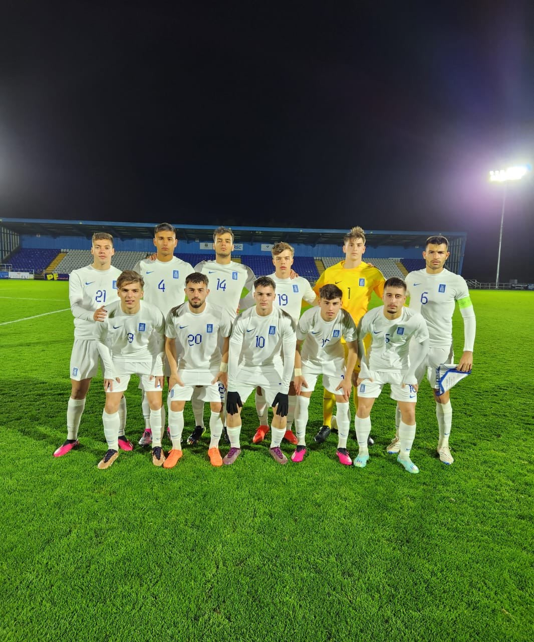 greece-u19-vs-estonia.jpg