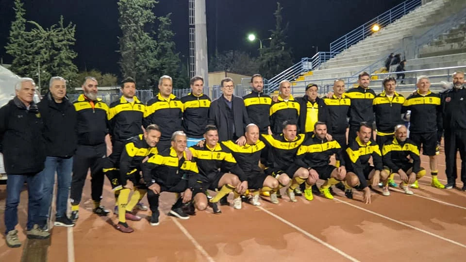 2-nFoJ8.jpg