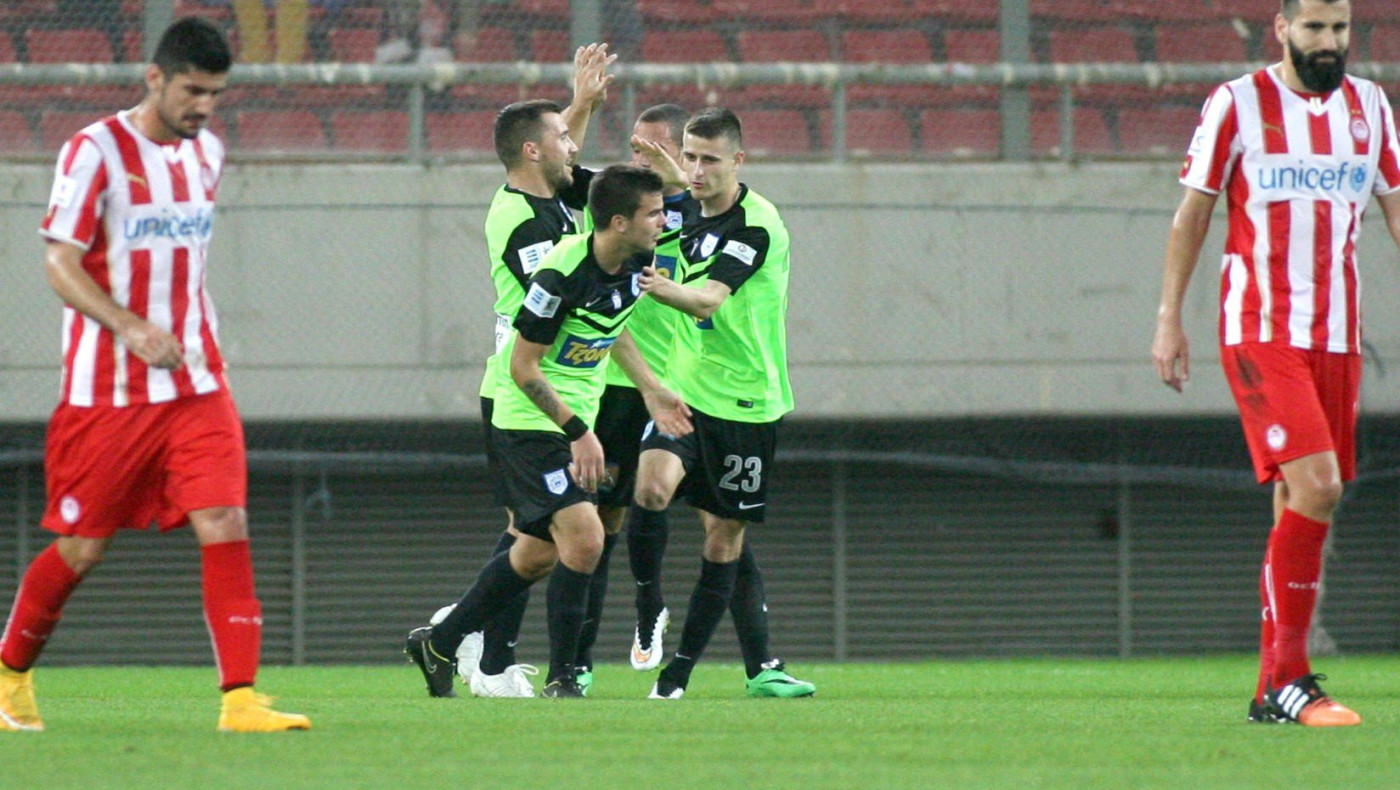 ΧΑΜΟΣ στο Καραϊσκάκης! 0-1 στο ημίχρονο και αποδοκιμασίες