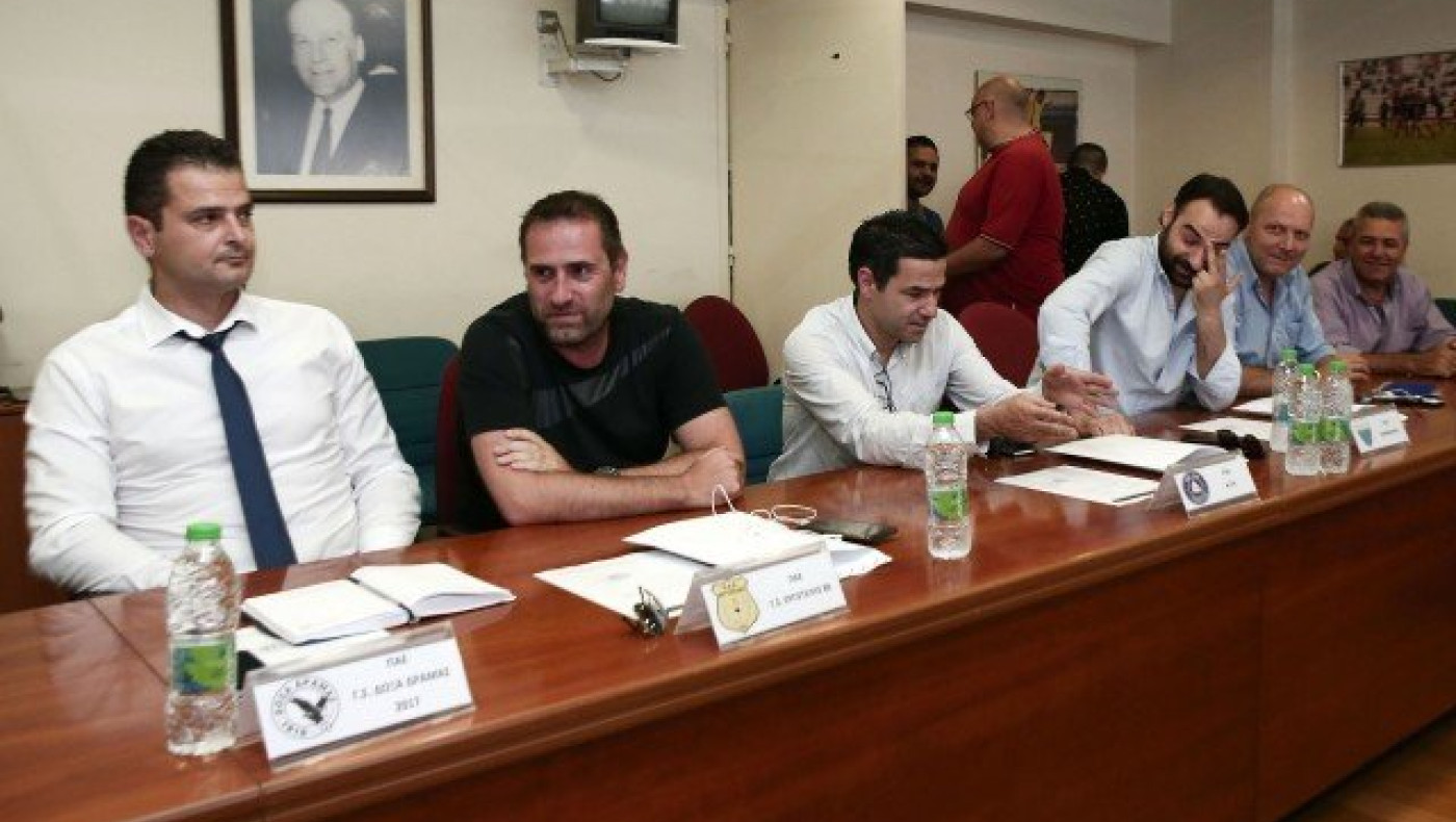 Πέρασε και        την                    επιτήρηση η Δόξα