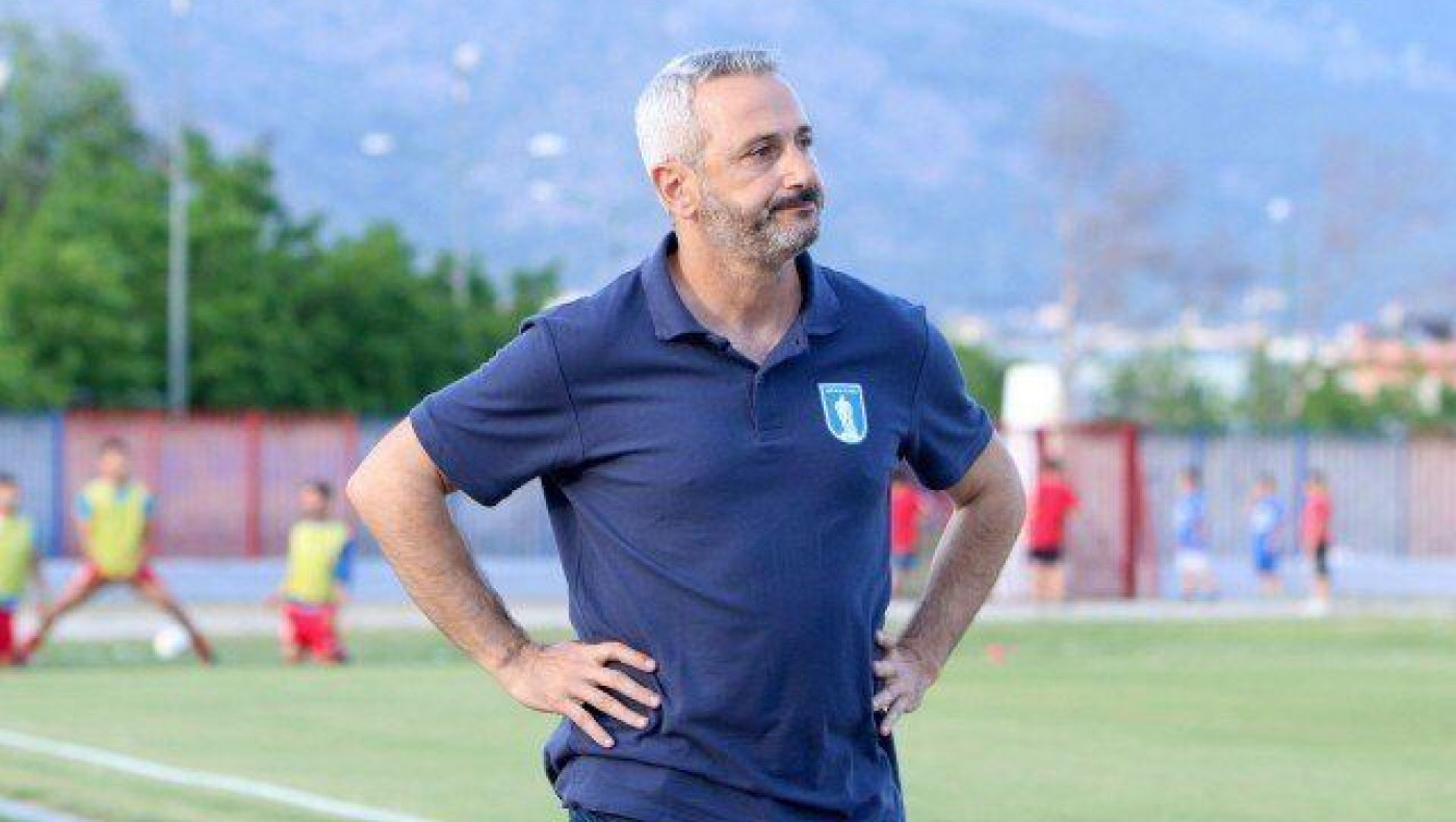 Επιστρέφει στον πάγκο του Ηρακλή        ο Μπαξεβάνος