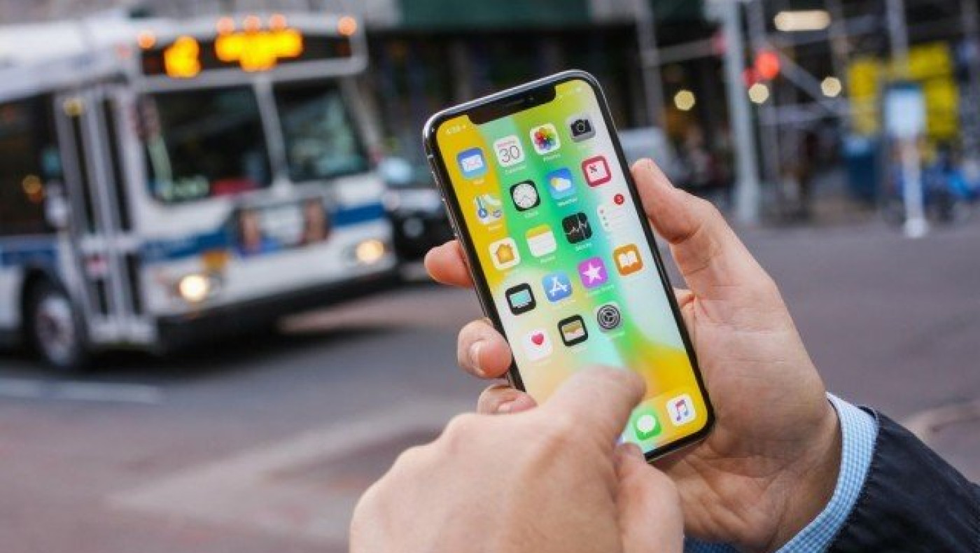 Απίθανο τι σημαίνει το i στην αρχή της λέξης iPhone