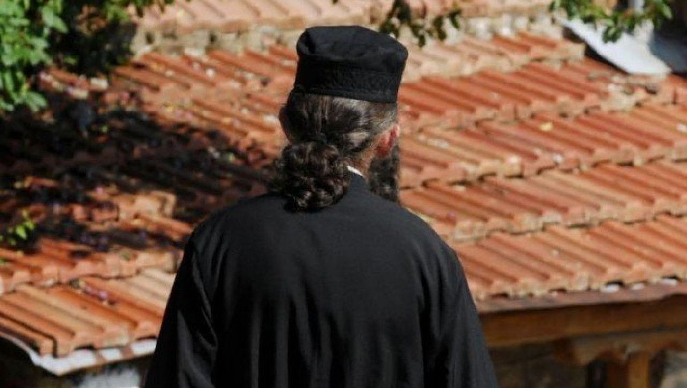 Κέρκυρα: Ιερέας φέρεται να ασελγούσε σε ανήλικη μέσα σε εκκλησία!