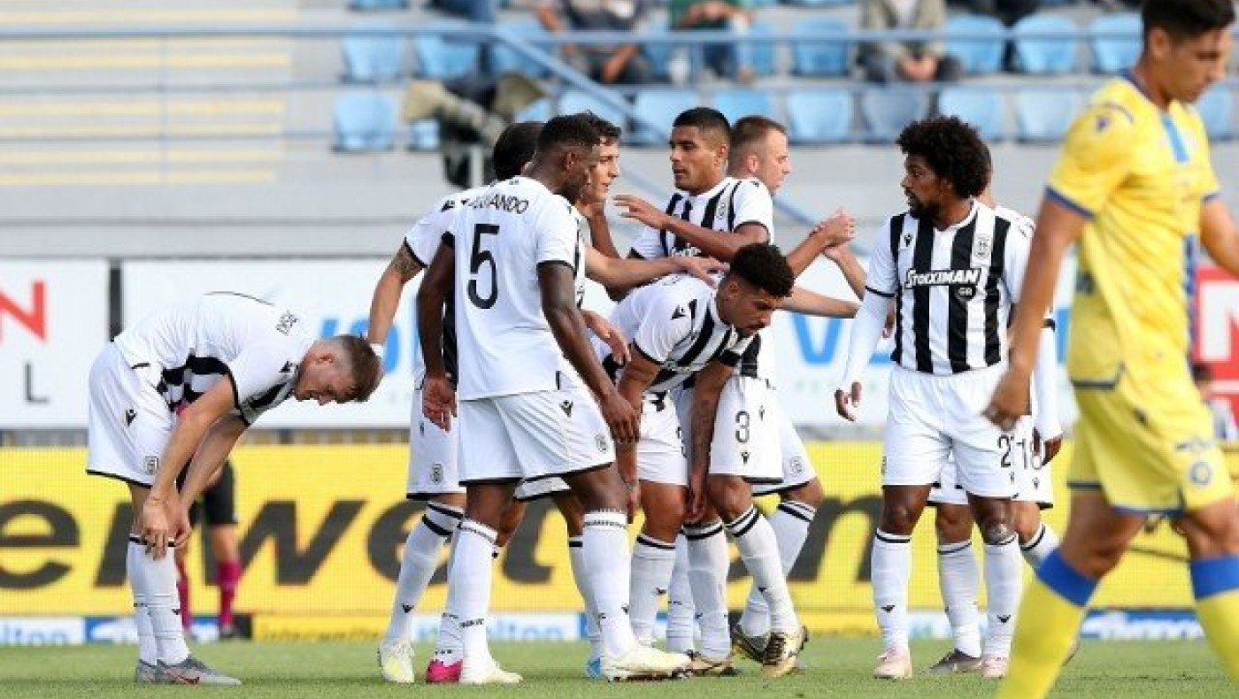 Το χειροκρότημα του κόσμου του ΠΑΟΚ στους παίκτες για το διπλό (vid)