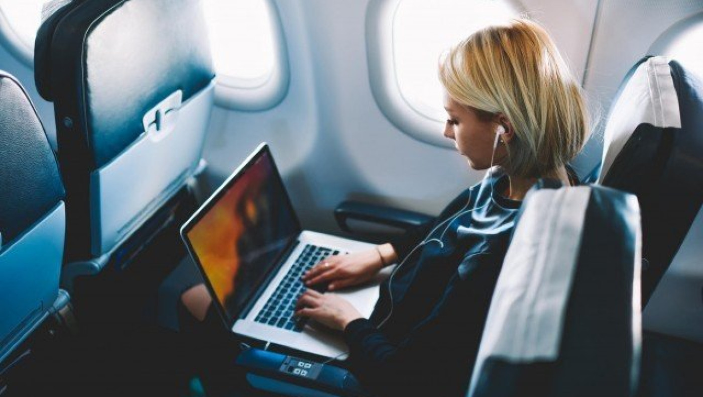 Απαγορεύτηκαν τα MacBook Pro                                σε πτήσεις