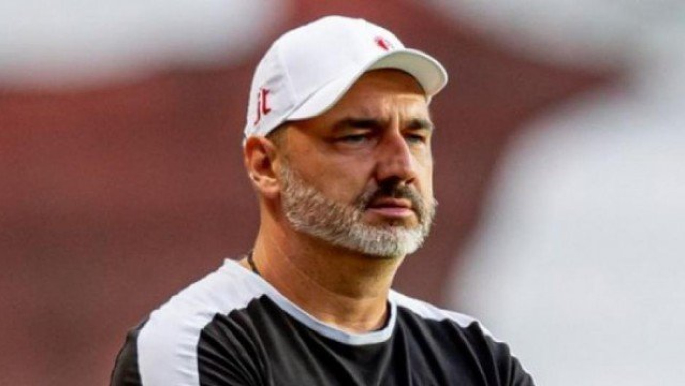 «Κρούση του Ολυμπιακού στον        Γίντριχ Τρπισόφσκι»