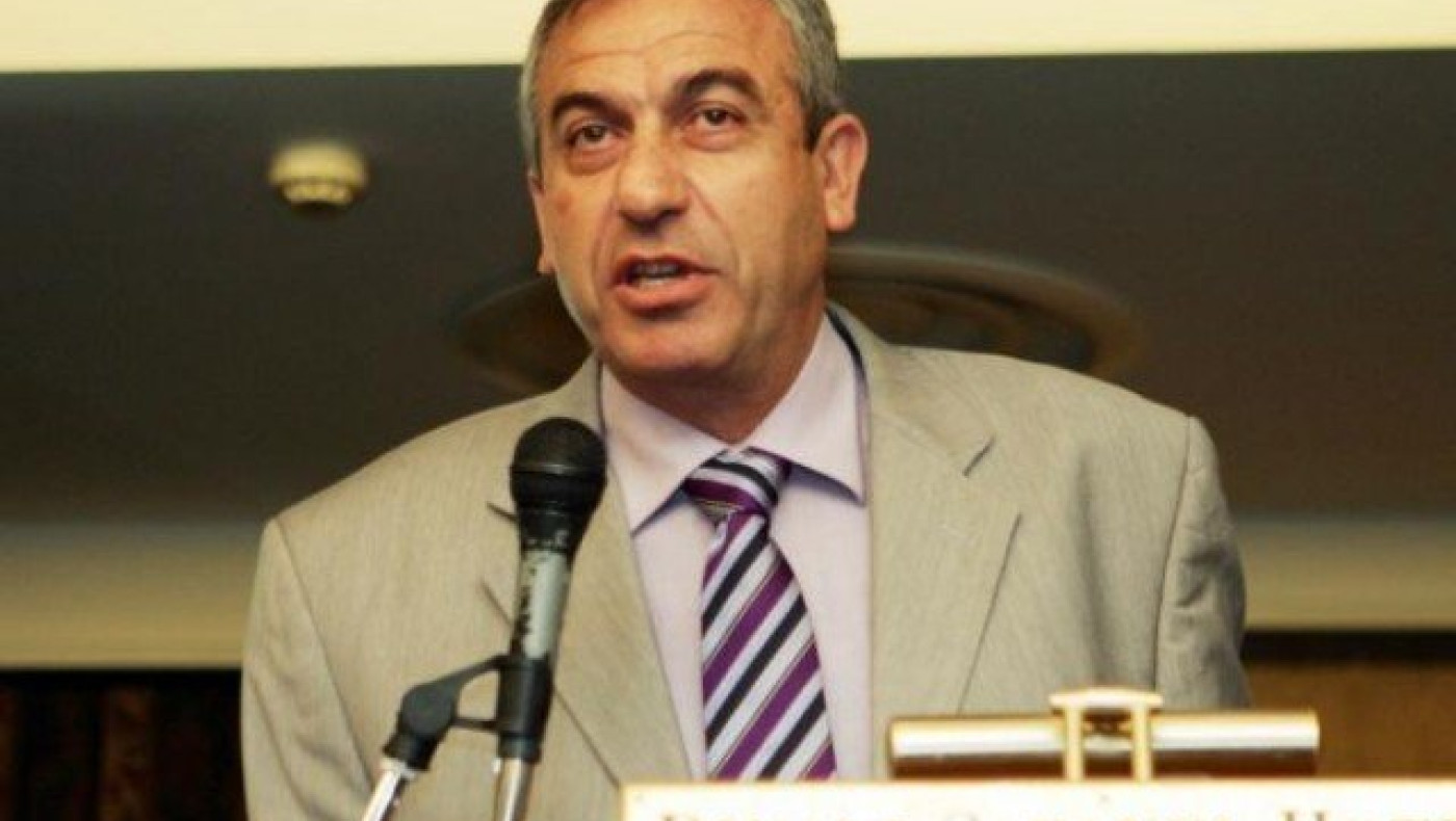 Βαρούχας: «Δεν υπάρχει πέναλτι για την ΑΕΛ, επιθετικό φάουλ του Μάτος»