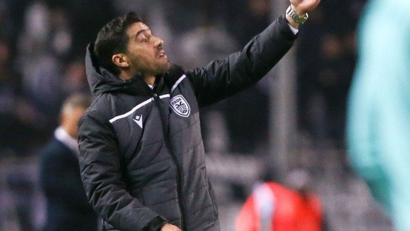 Η πρώτη αντίδραση του Φερέιρα μετά το 1-0 με την ΑΕΛ