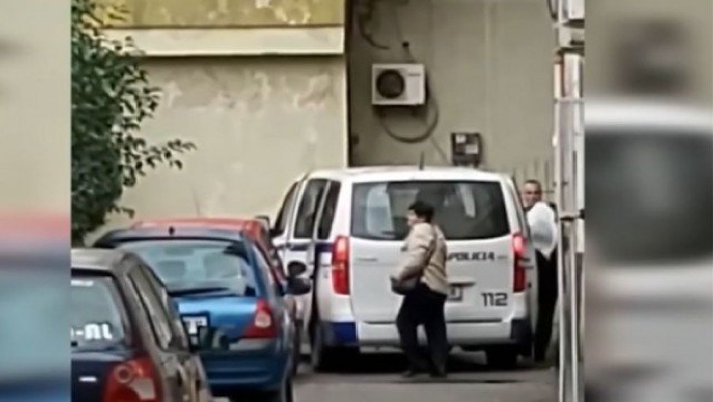 Αστυνομικός  κλέβει την ανθρωπιστική βοήθεια για την Αλβανία (vid)