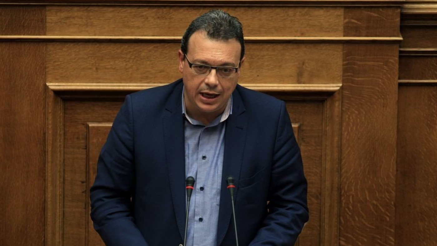 Αναφορά Φάμελλου για το κλείσιμο δύο ΕΛΤΑ στη Θεσσαλονίκη