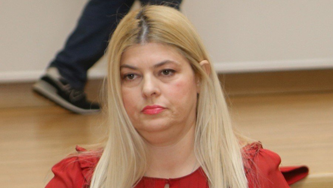 Μαρούπα για Αρκούδη: «Κάποιοι δεν αξίζουν να φοράνε παντελόνια»