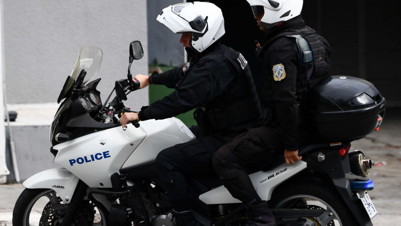 Ομόνοια: Αστυνομικός πυροβόλησε στον αέρα για εκφοβισμό αλλοδαπού
