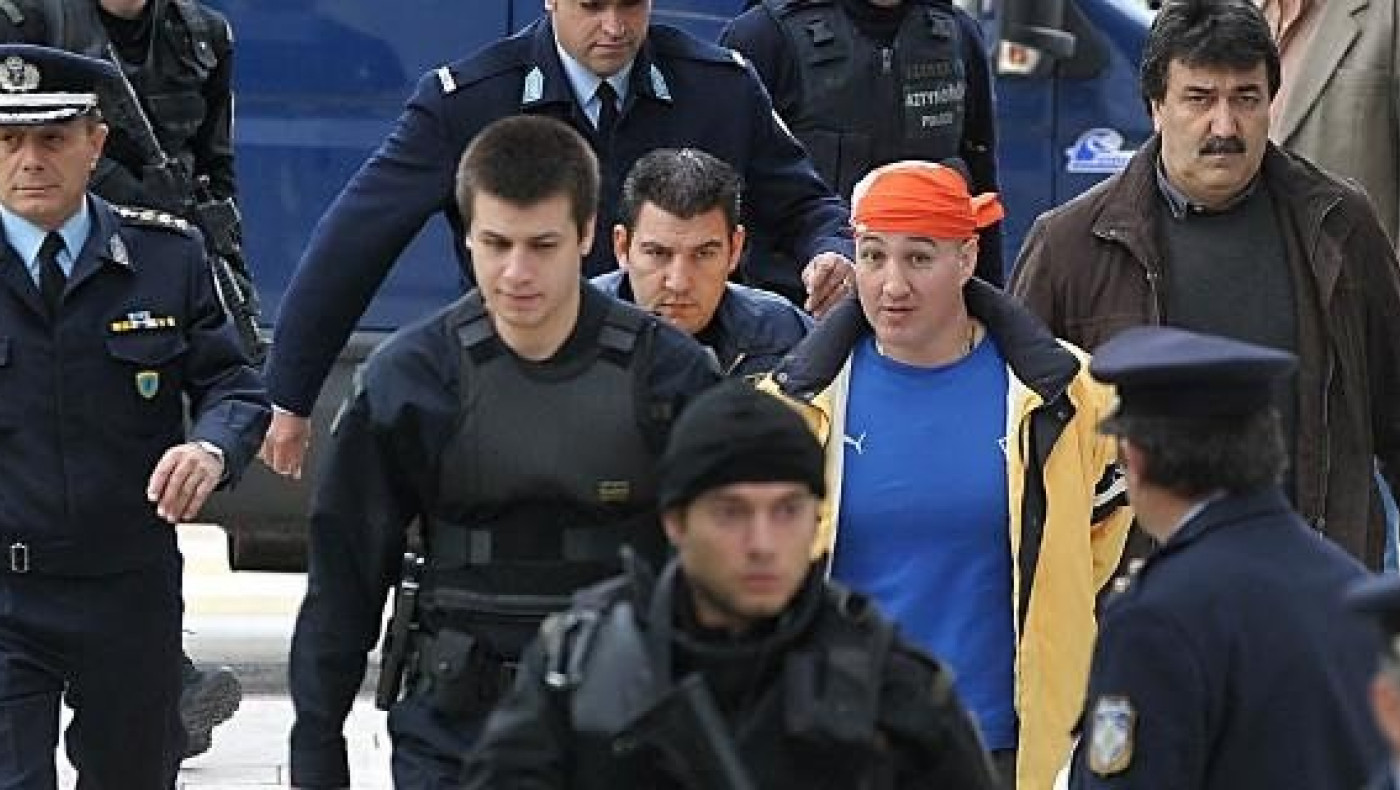 Η «Greek Mafia» του Βλαστού: Οι χρυσαυγίτες, ο Άκης και οι επώνυμοι