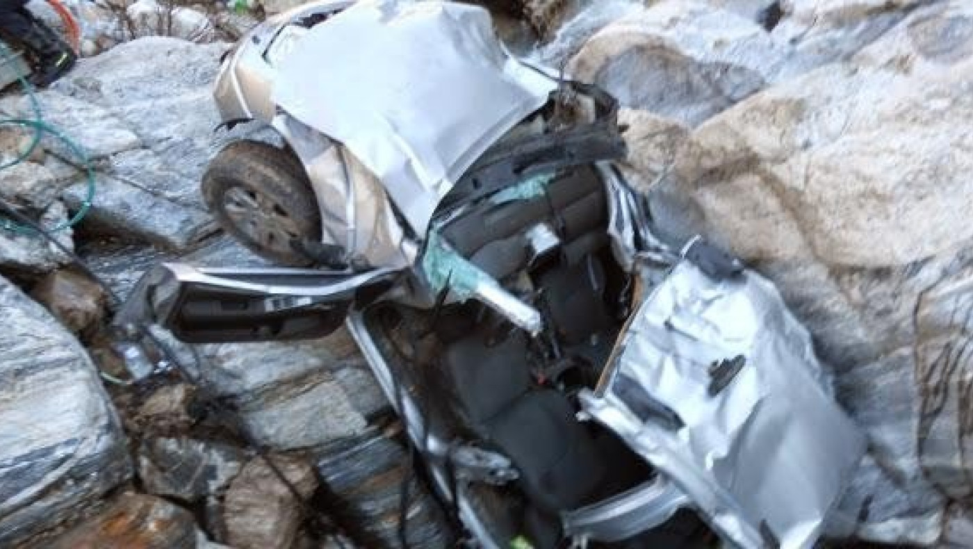 Αυτοκίνητο έπεσε σε χαράδρα 40 μέτρων στην Ξάνθη – Από θαύμα σώθηκαν οι επιβάτες