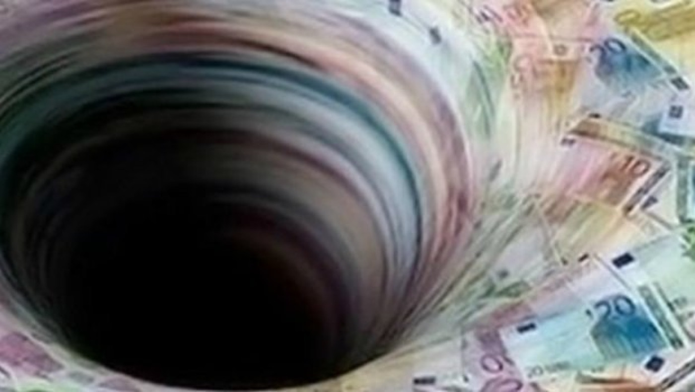 «Τρύπα» 1,3 δις. στα φορολογικά έσοδα