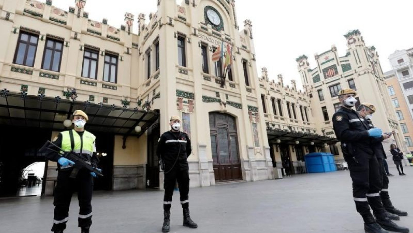 Καθολικό εγγυημένο εισόδημα ετοιμάζει η Ισπανία