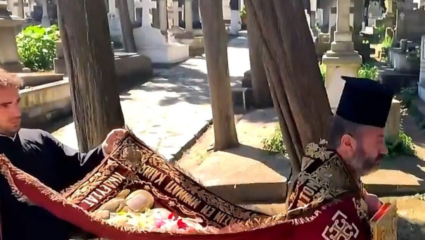 Η Κωνσταντινούπολη τήρησε τις παραδόσεις: Video από την περιφορά του επιταφίου