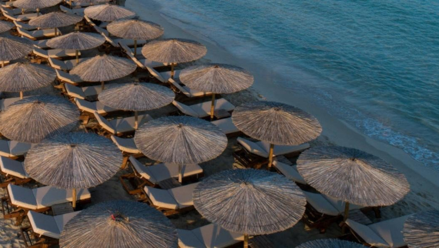 Επανομή: «Πόρτα» σε ηλικιωμένους από beach bar λόγω «εικόνας»