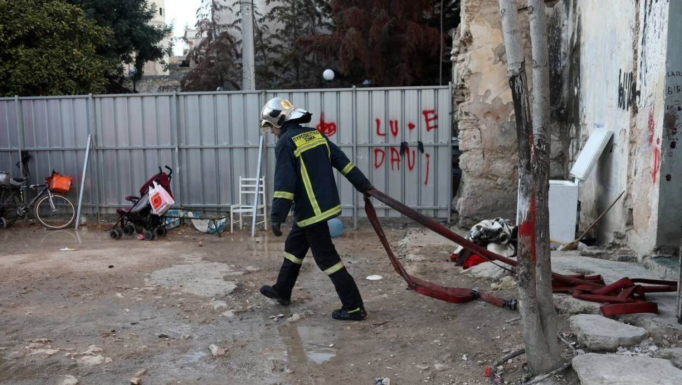 Θεσσαλονίκη: Πυρκαγιά σε εταιρεία τα ξημερώματα