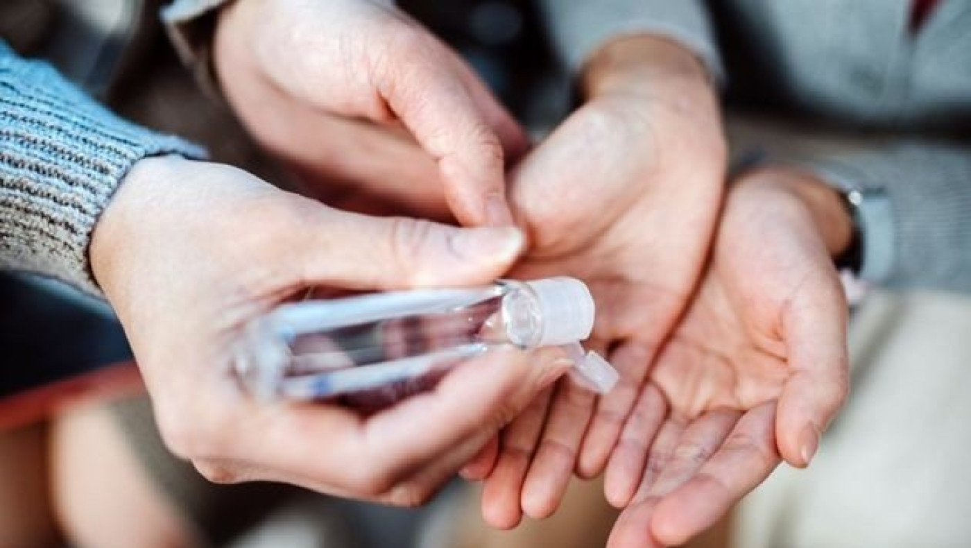 Plandemic: Το βίντεο με τις θεωρίες συνωμοσίας για τον κορωνοϊό