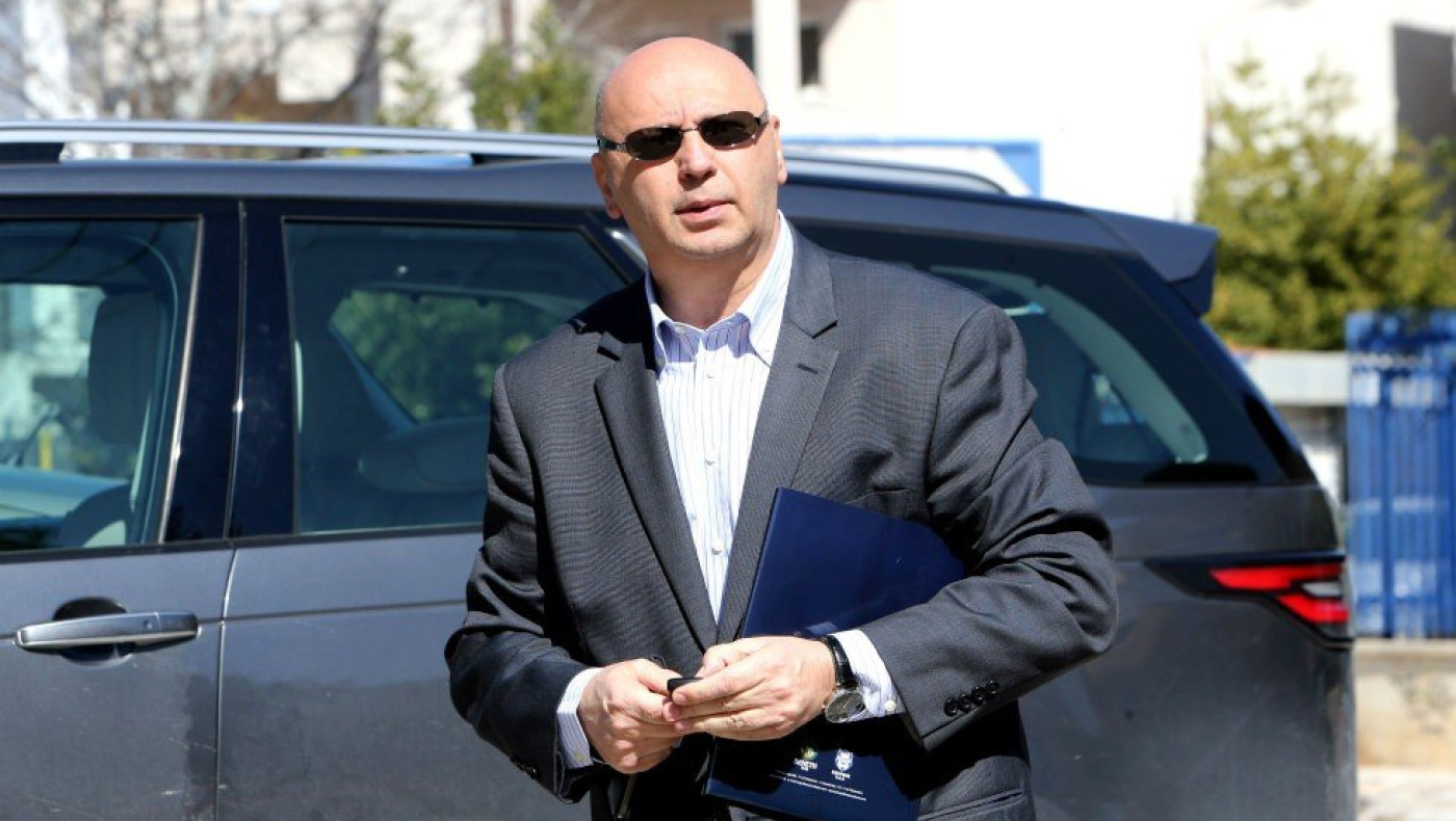 Μονεμβασιώτης: «Δε μίλησε με τη διοίκηση ο Παράσχος, είναι θύμα του Κασναφέρη»