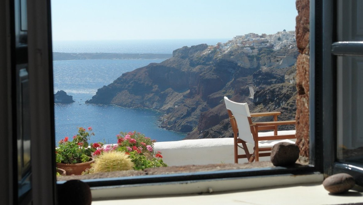 Τσακαλάκης για τις ακριβές διακοπές: «Οι ξένοι έχουν μεγαλύτερη αγοραστική δύναμη»