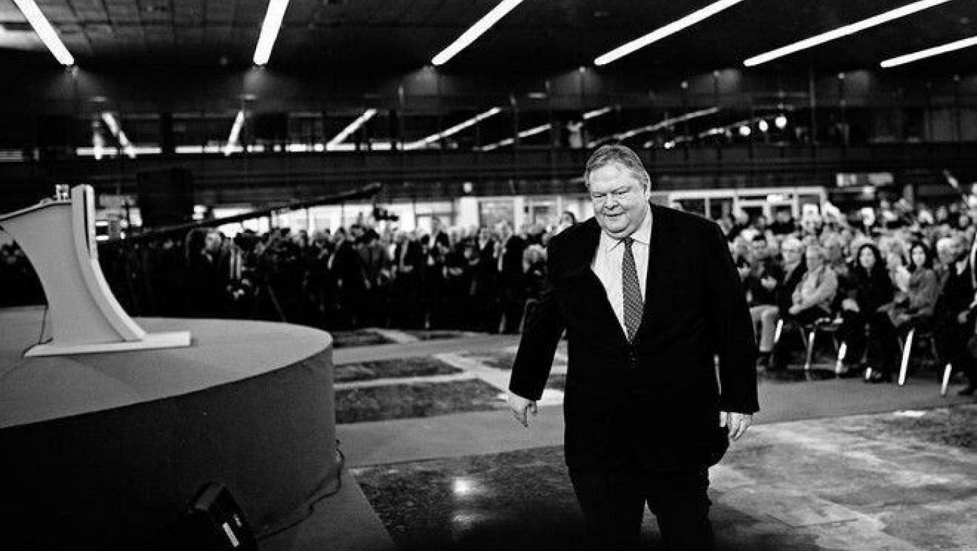 Βενιζέλος: «Ο Παπανδρέου ευθύνεται για την τρίτη θέση της Χρυσής Αυγής»