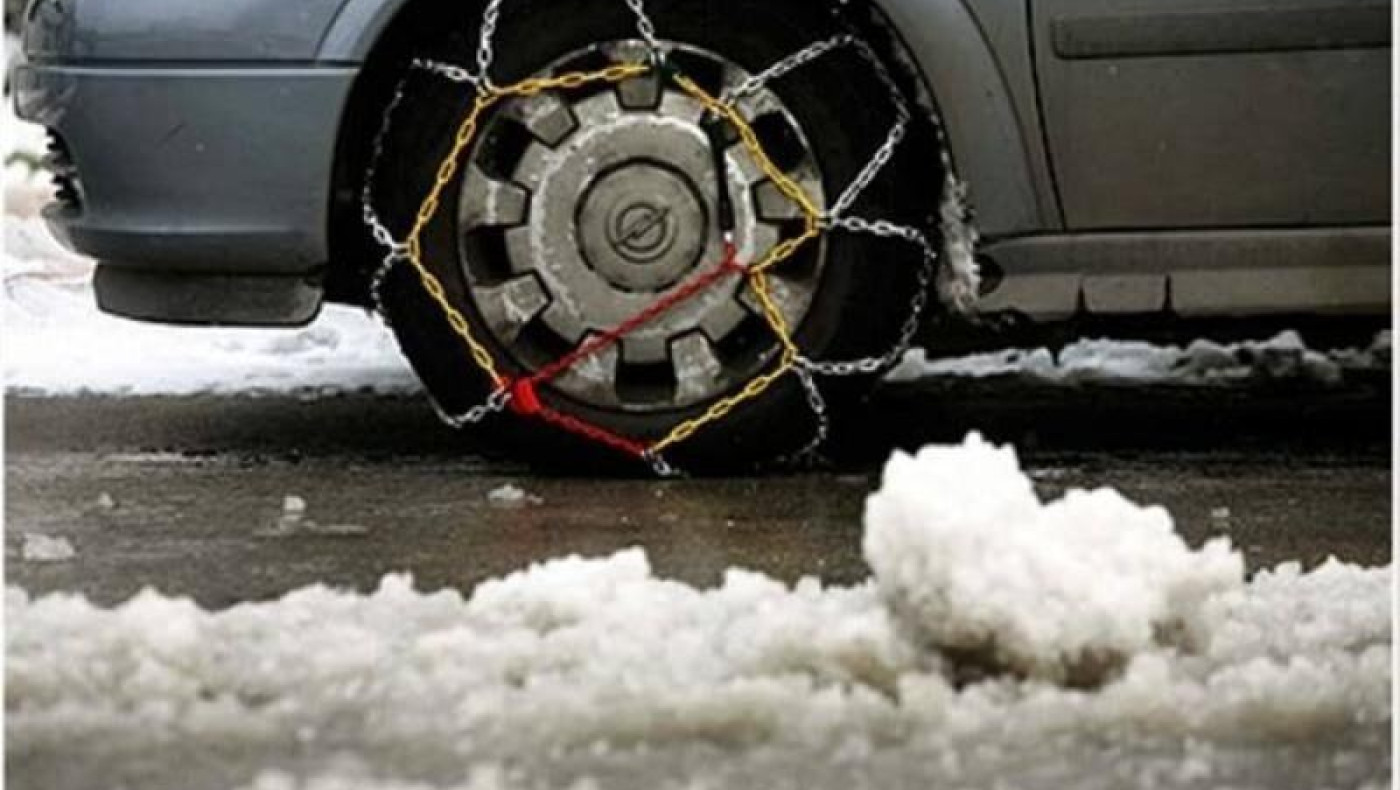 Κλειστοί δρόμοι λόγω της χιονόπτωσης στη Θεσσαλονίκη