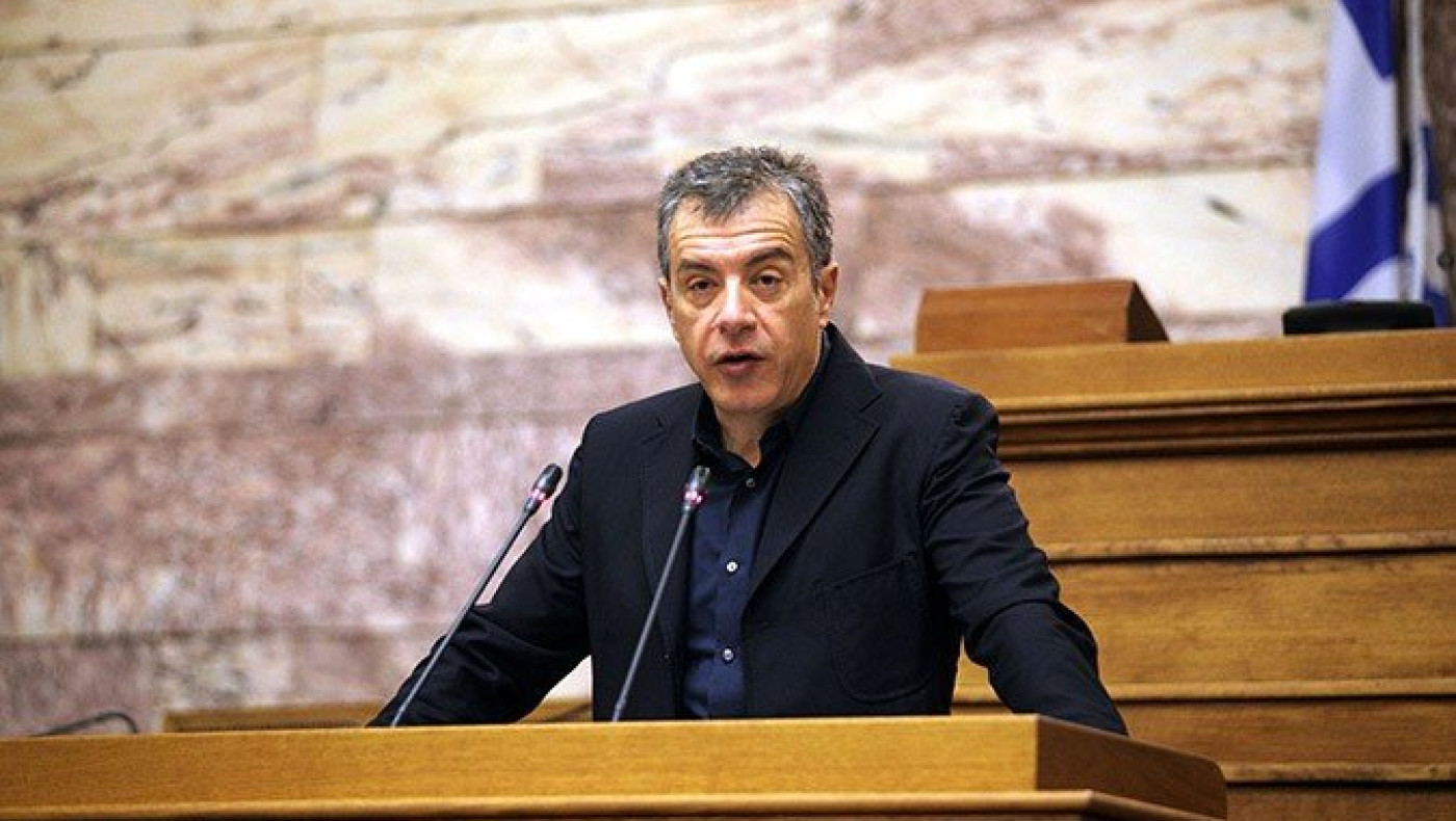 Θεοδωράκης: «Είμαστε αντίπαλοι με τον ΣΥΡΙΖΑ, όχι εχθροί»