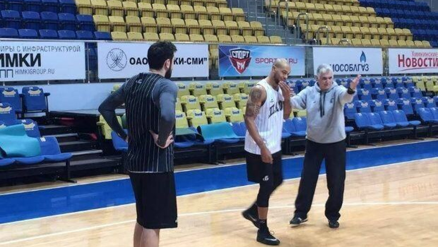 Η πρώτη "γεύση" στο γήπεδο της Χίμκι