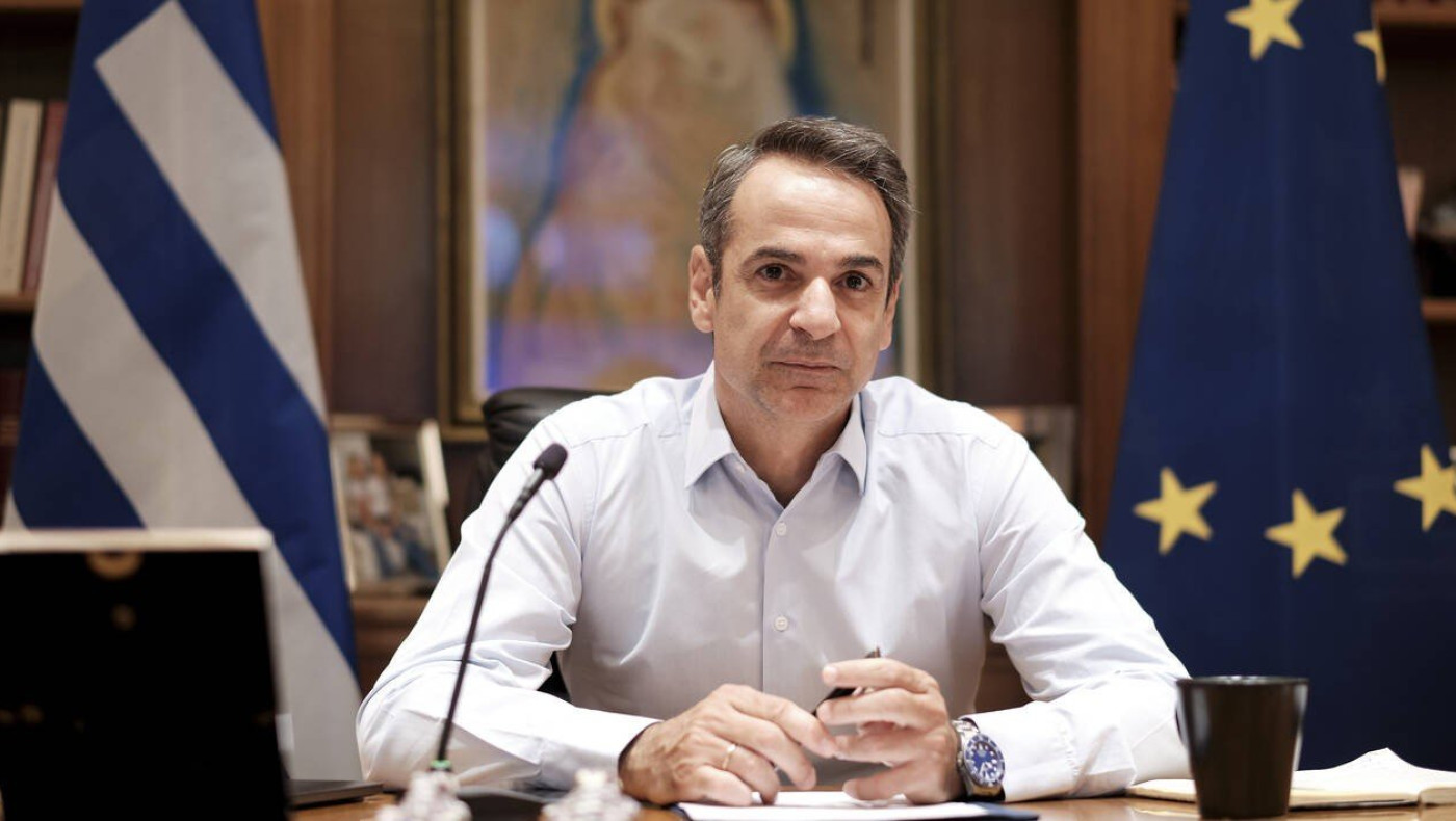 Έκτακτη σύσκεψη από Μητοτσάκη μετά την αύξηση των κρουσμάτων κορωνοϊού