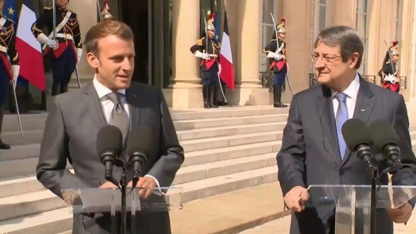 Μακρόν: «Κυρώσεις σε όσους παραβιάζουν θαλάσσιες ζώνες»