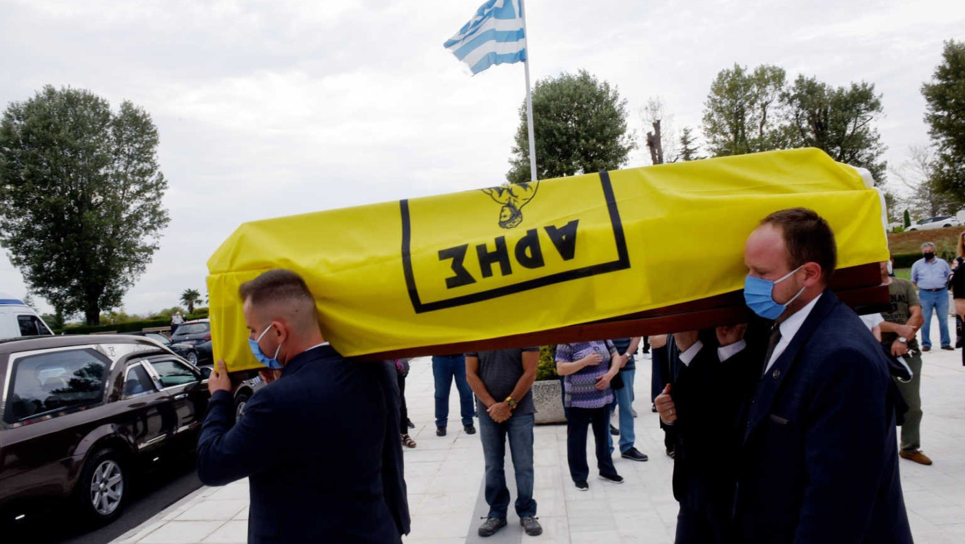 Με σημαία του Άρη κηδεύτηκε ο Γιάννης Ψηφίδης!