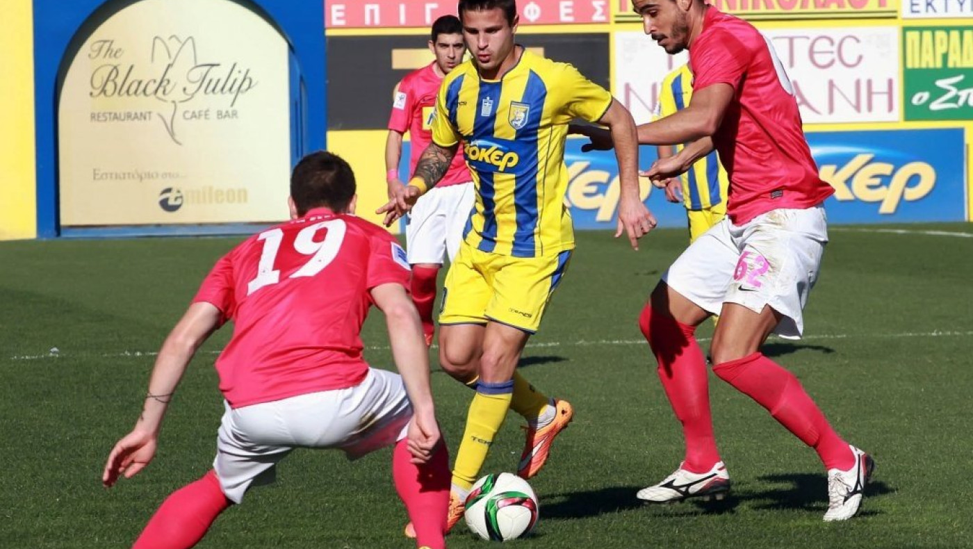 Τα βραβεία σε Μαρτίνες και Μονιάκη