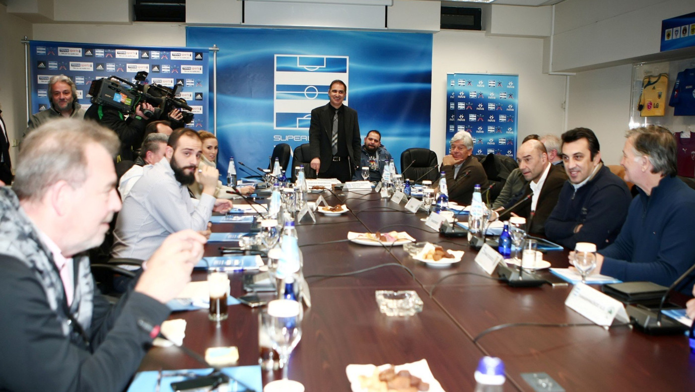 Παράγοντες μπακάληδες
