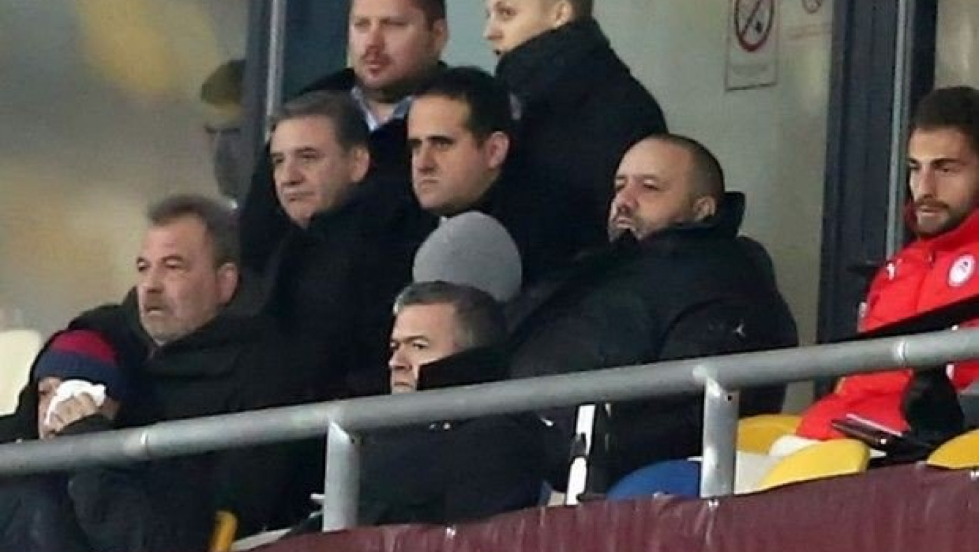 Καραπαπάς: «Σφαγιαστική διαιτησία και πάλι...»