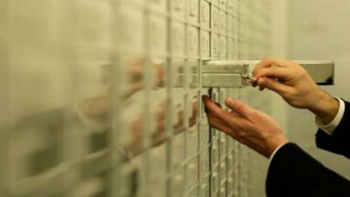 Δεσμεύτηκαν τα περιουσιακά στοιχεία 17 μεγαλοκαταθετών