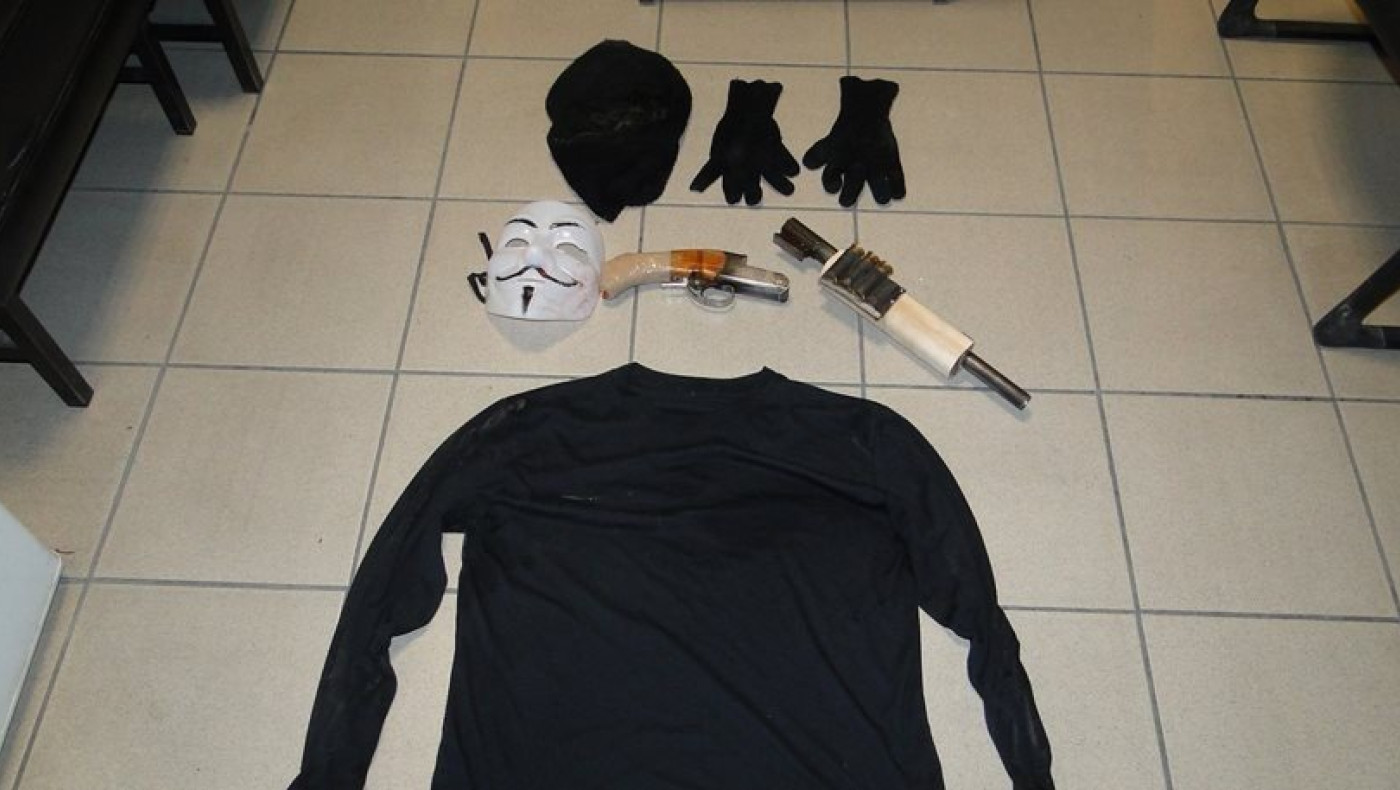Θεσσαλονίκη: Ντύθηκε «V for Vendetta» για να ληστέψει σούπερ μάρκετ