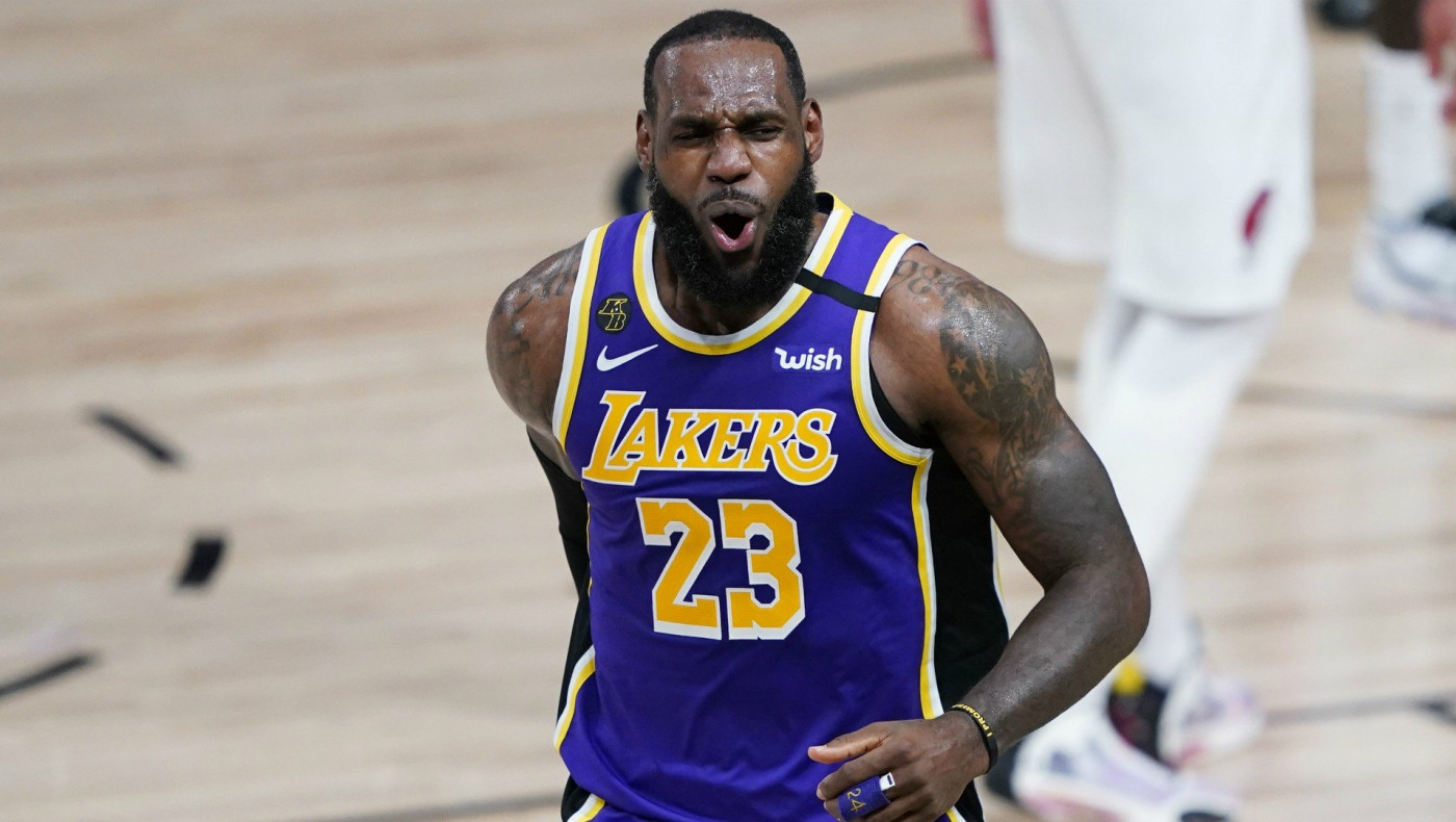 Σαρπ Αταμάν σε ΛεΜπρόν Τζέιμς: «Έλα στον Παναθηναϊκό»