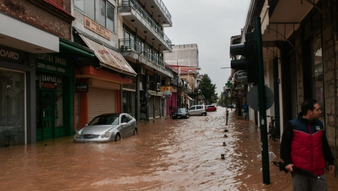 Καρδίτσα: Αγωνία για τους τρεις αγνοούμενους από τον «Ιανό»