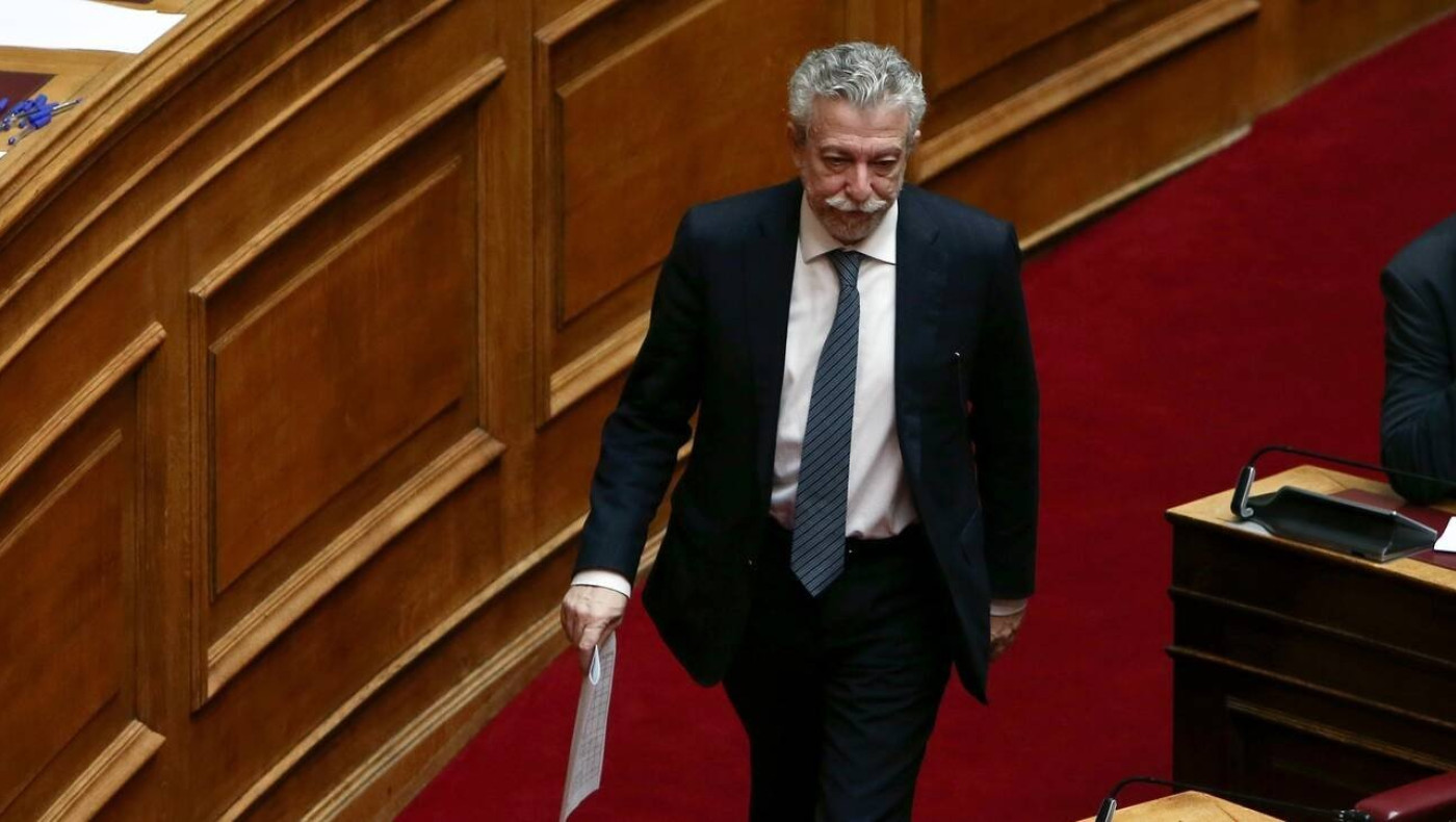 Υβριστικά συνθήματα έξω από το σπίτι του Κοντονή, μία ώρα μετά τη συνέντευξη στο Metropolis 95.5! (pic)