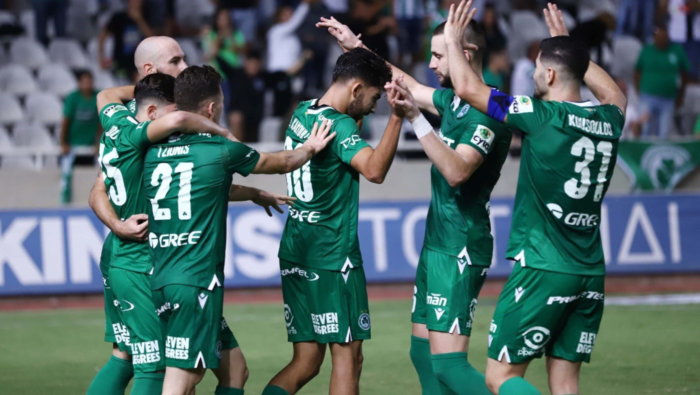 Ομόνοια: Κύπριοι οπαδοί ντόπαραν την ομάδα τους στο ξενοδοχείο!