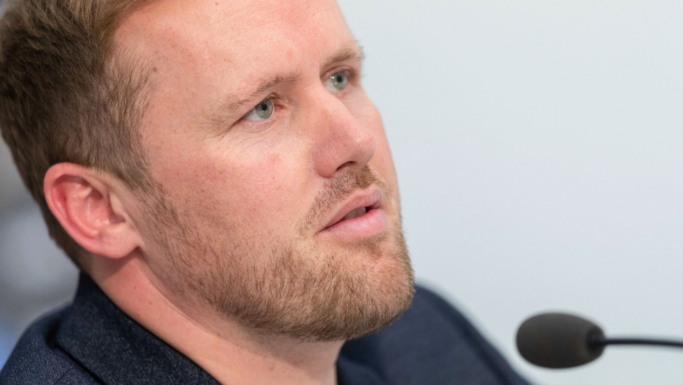 Είμαστε μια πολύ ωραία ατμόσφαιρα, όλα καλά, δεν υπάρχουν προβλήματα