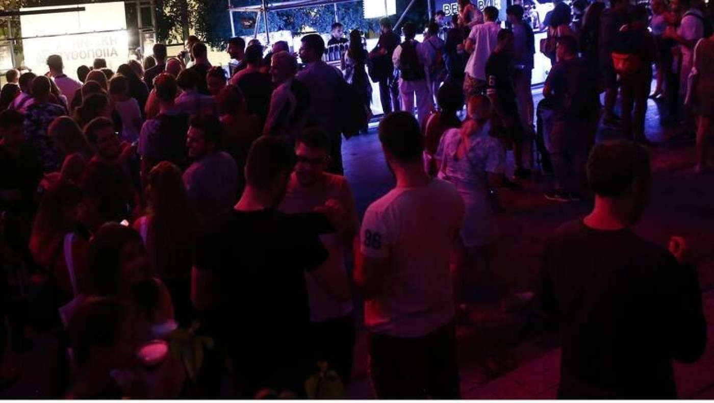 Κορονοϊός: 2.812 κρούσματα, 63 θάνατοι, 639 διασωληνωμένοι